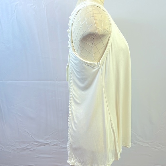 Emmer & Oat White Sleeveless Tunic Lace Back Top Size Small Excellent Condition - Picture 2 of 11